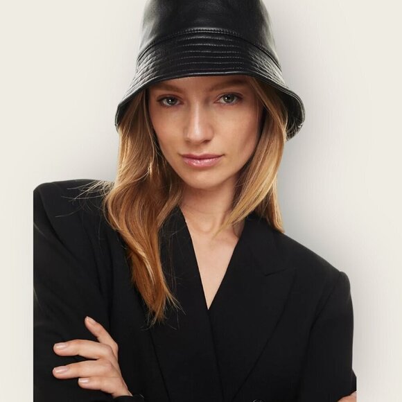 Aritzia Babaton Faux Leather Bucket Hat Black - Picture 1 of 8